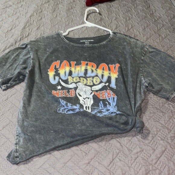 Caution To The Wind Tops - Caution to the wind medium size 100% cotton